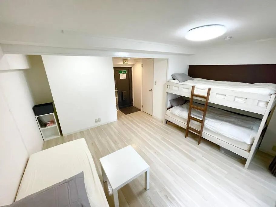 301 サンライズマンション新大阪駅から徒歩2分！Guest Room Shin-Osaka 0*, Osaka
