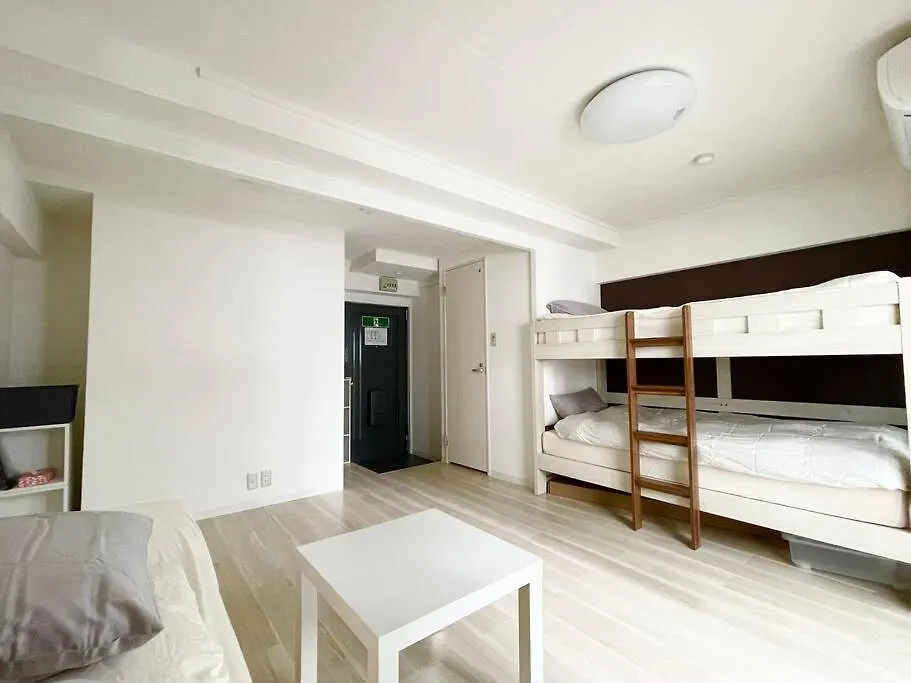 301 サンライズマンション新大阪駅から徒歩2分！Guest Room Shin-Osaka Osaka